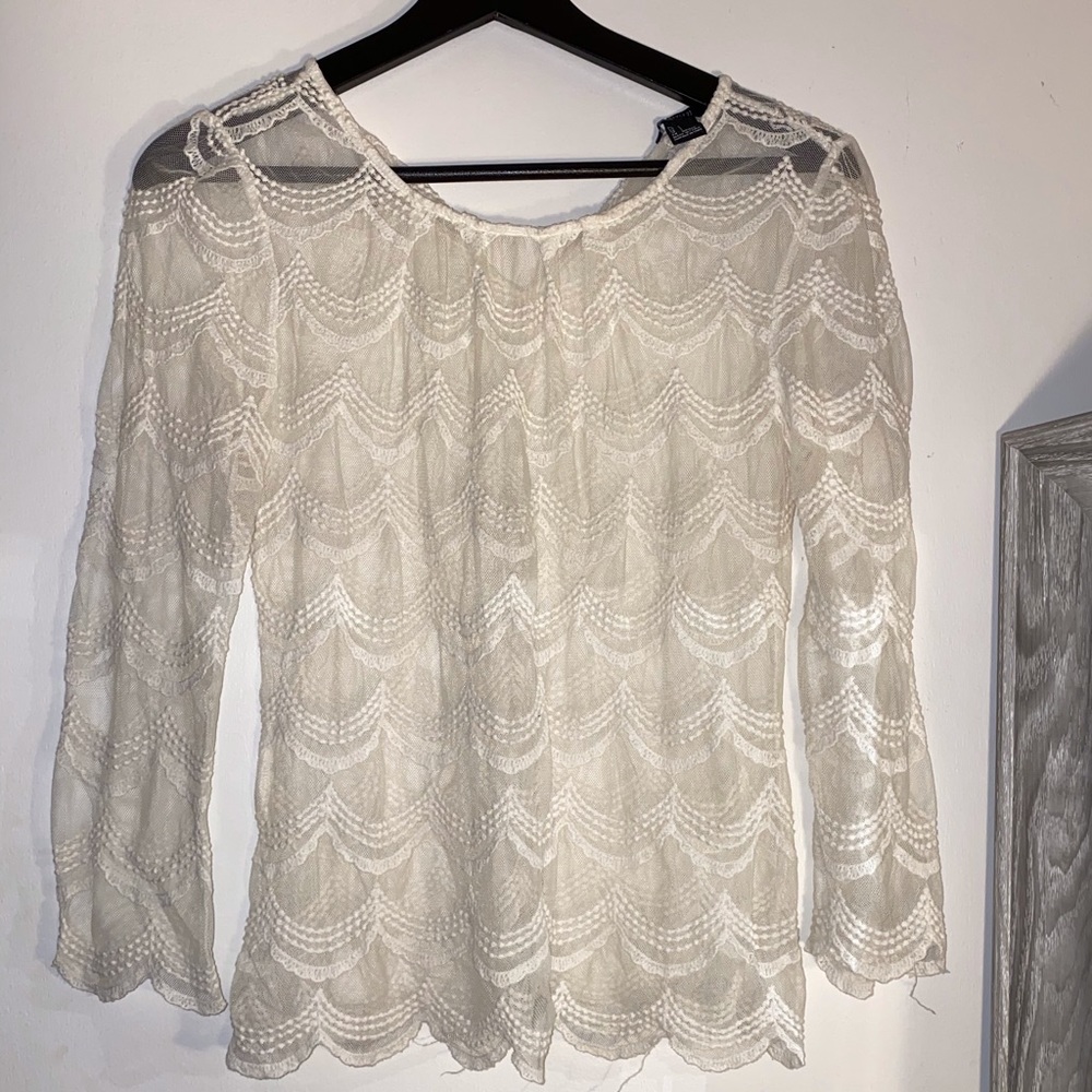 Lace long sleeve top